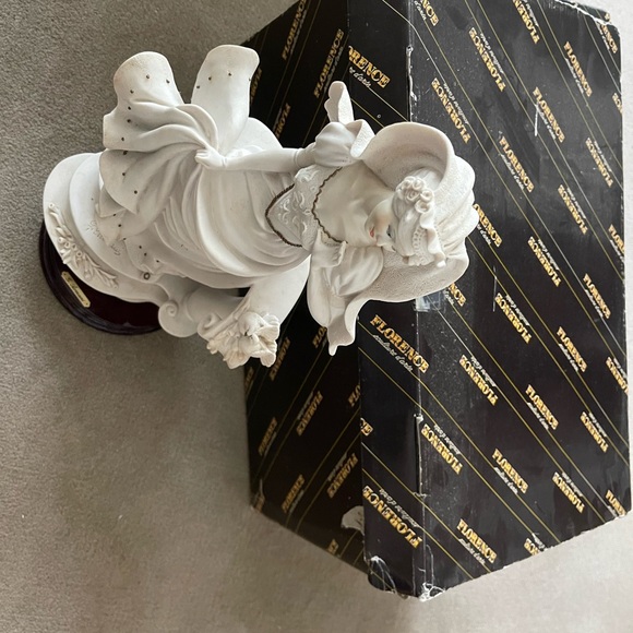 Giuseppe Armani Lady with Doves / Wedding 1992 New in Original Box - Picture 3 of 6